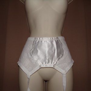 Vintage NWOT Leading Lady White Griddle Garter Belt Size XL